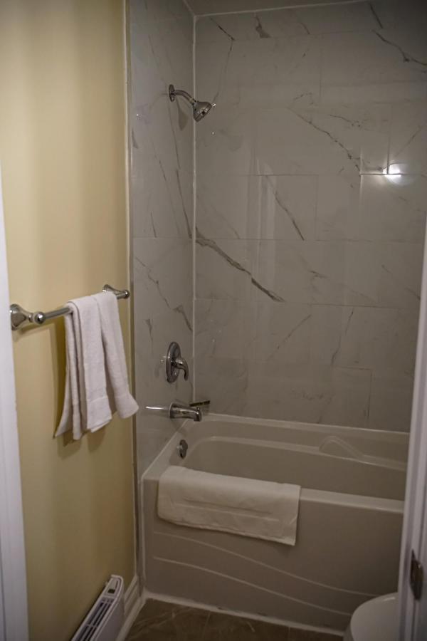 Skyland Motel Inn & Suites Huntsville Kültér fotó
